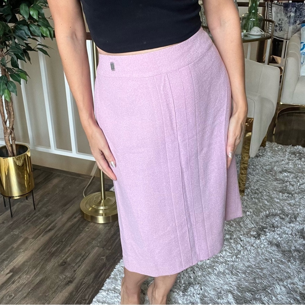 CHANEL Boutique Vtg 90s Pink Tweed Boucle Wool Midi Pencil Skirt Made France XL - Picture 11 of 14